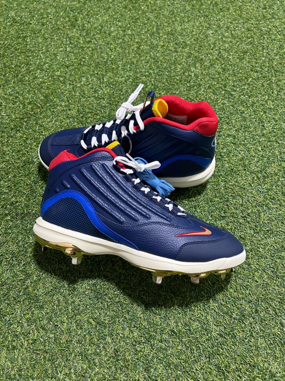 Nike Air Griffey 2 Unreleased Hank Aaron PE Baseball Cleats